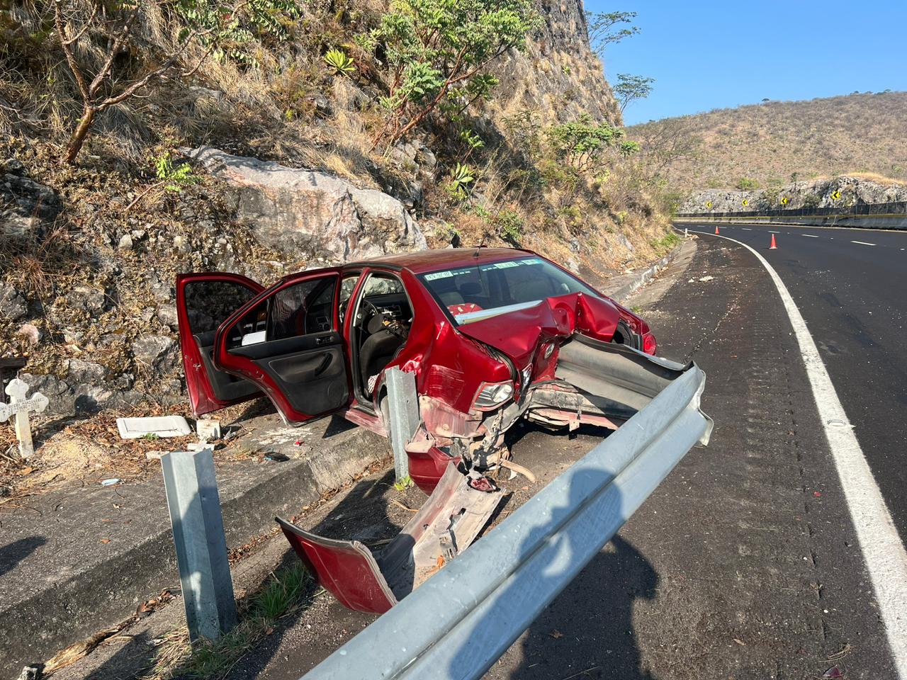 Fallece una mujer en un accidente automovilístico en la Autopista del Sol