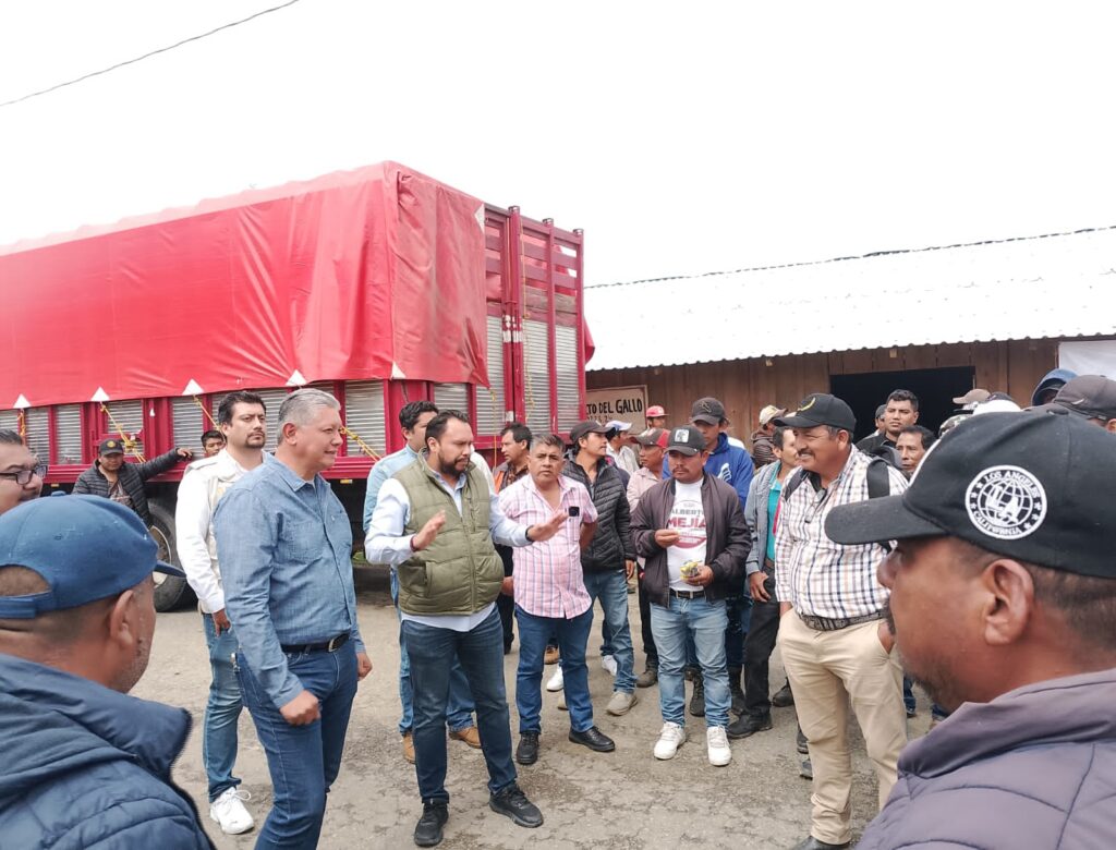 Entrega la SAGADEGRO apoyos a productores de la Sierra