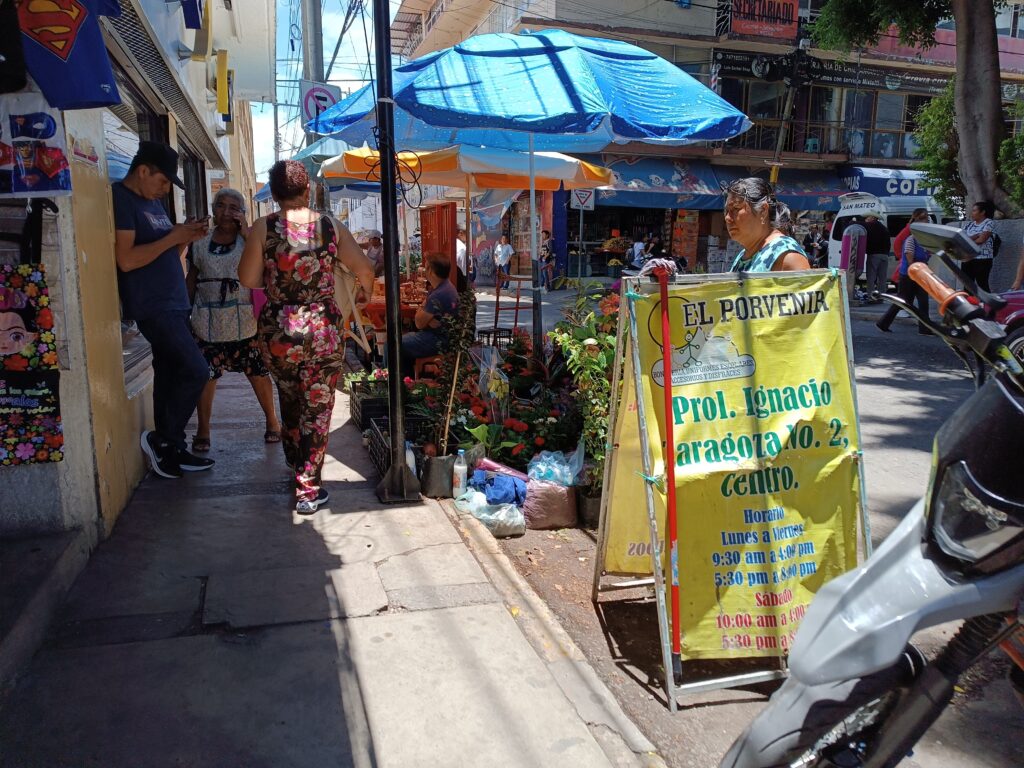 Invade el comercio ambulante calles céntricas de Chilpancingo