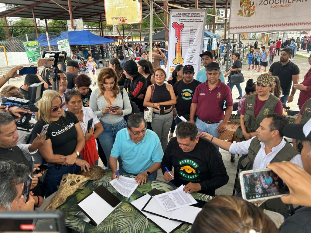 Firman la Semaren Guerrero y Perritos Felices convenio de coordinación en pro del bienestar animal