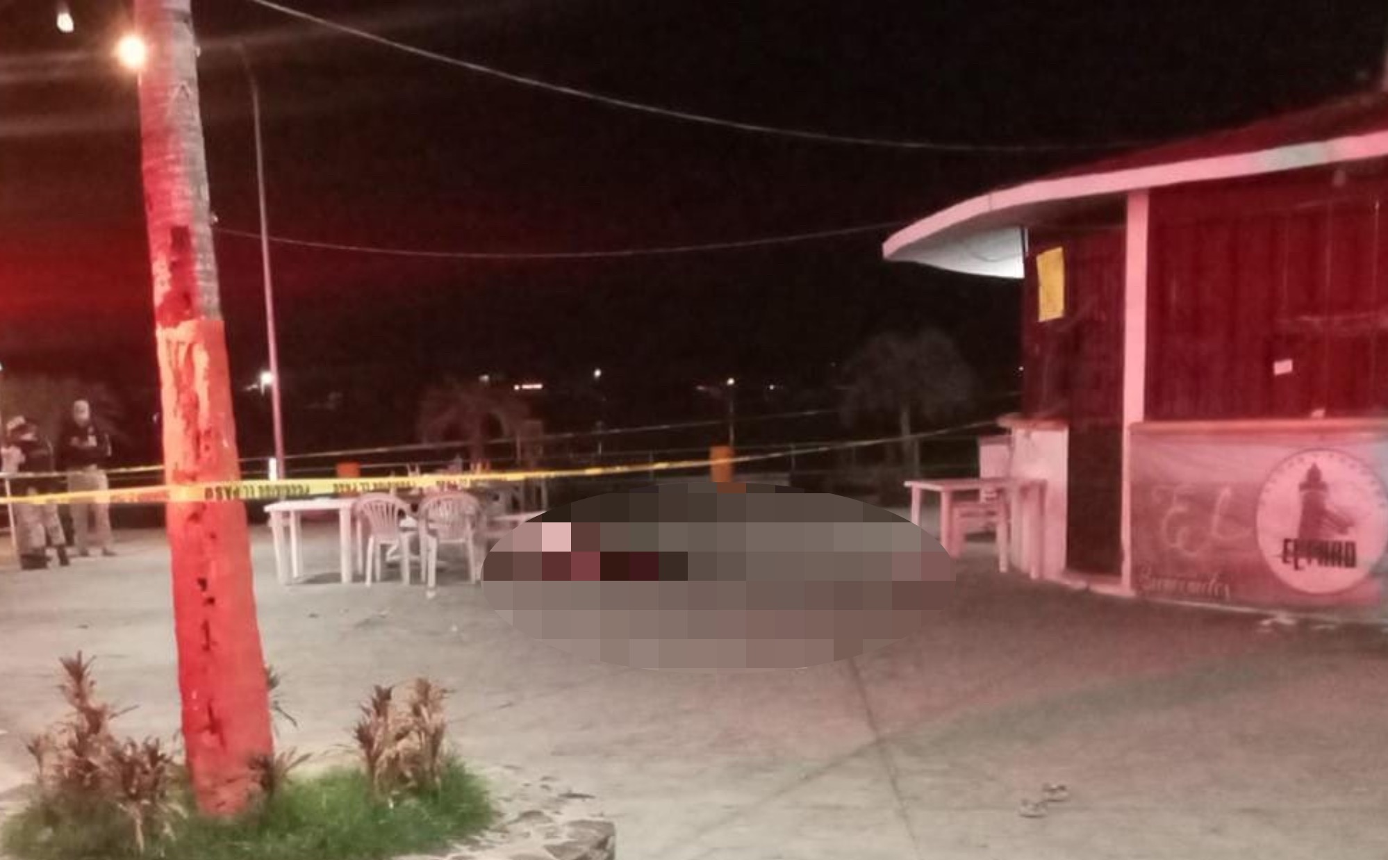 En Acapulco… Asesinan a balazos a agente de Tránsito y hieren a una mujer en Pie de la Cuesta