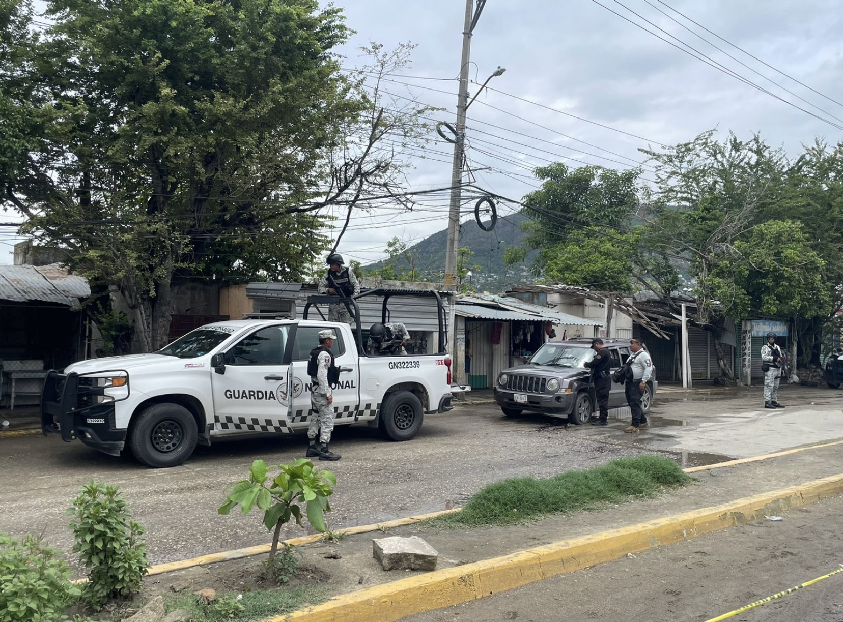 Tras balacera en Las Cruces de Acapulco… La GN captura a una mujer y dos hombres e impide el levantón de un masculino