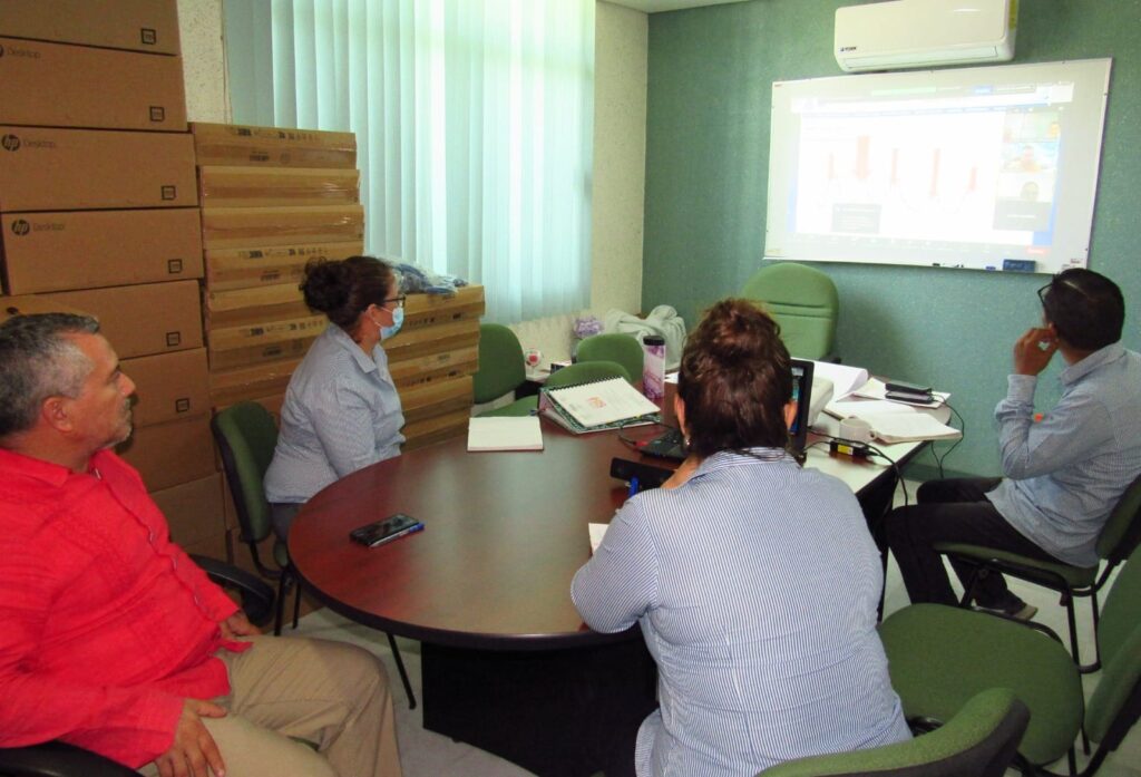 Participa el Instituto Estatal de Oftalmología en la capacitación “Pronóstico para la Temporada de Lluvias y Ciclones Tropicales 2024”