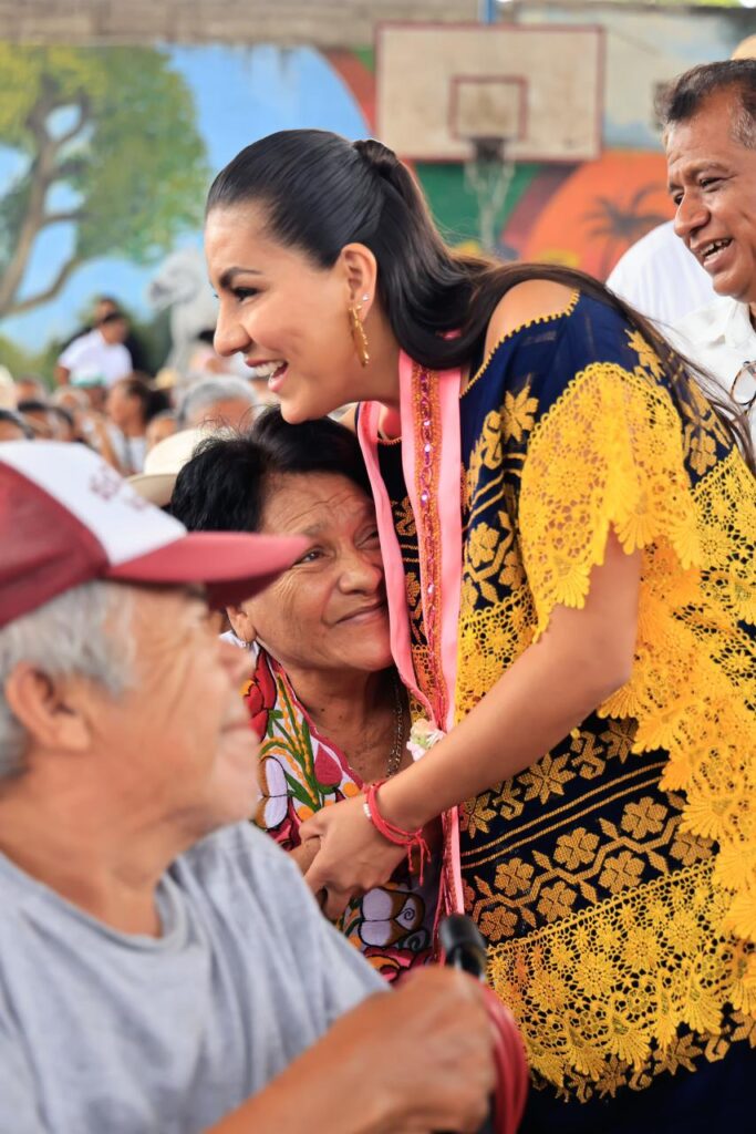 Encabeza Liz Salgado entrega del programa de “Asistencia Alimentaria” en Las Vigas