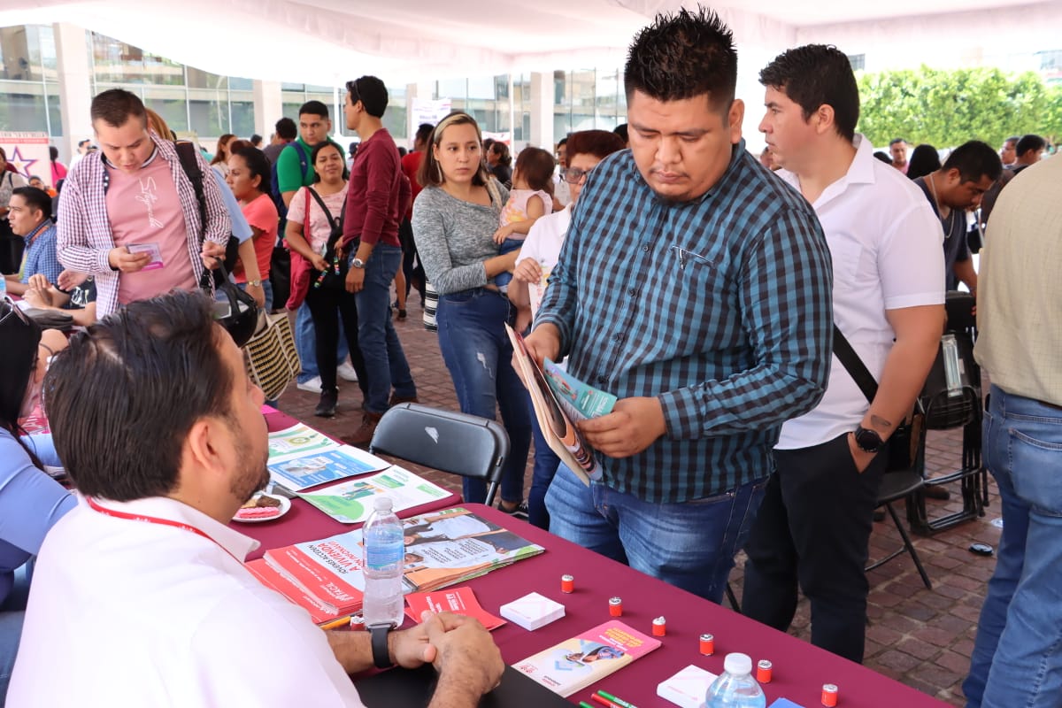 Busca la gobernadora Evelyn Salgado disminuir la informalidad laboral a través de las Ferias del Empleo para Jóvenes