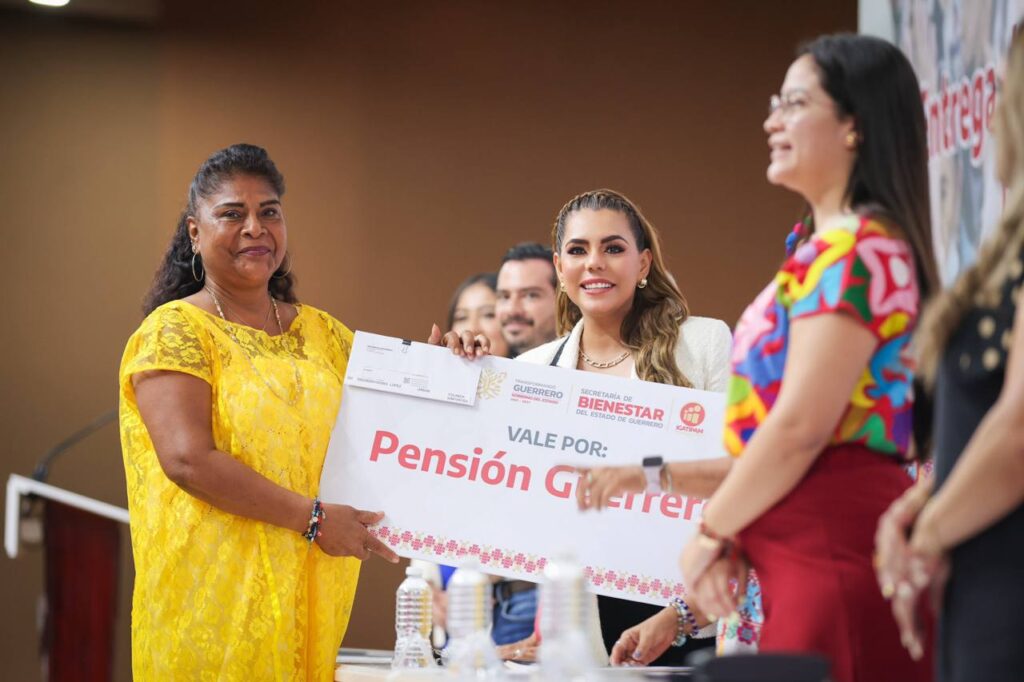 Celebra Evelyn Salgado el Día Nacional de las Personas Adultas Mayores en la Casa del Pueblo con el anuncio de la “Tarjeta Dorada”