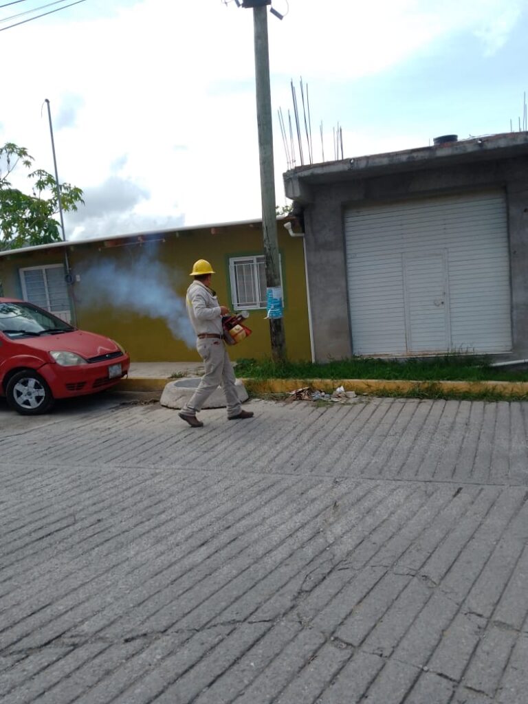 Continúa Evelyn Salgado reforzando acciones de combate al mosco transmisor del dengue en todo el estado