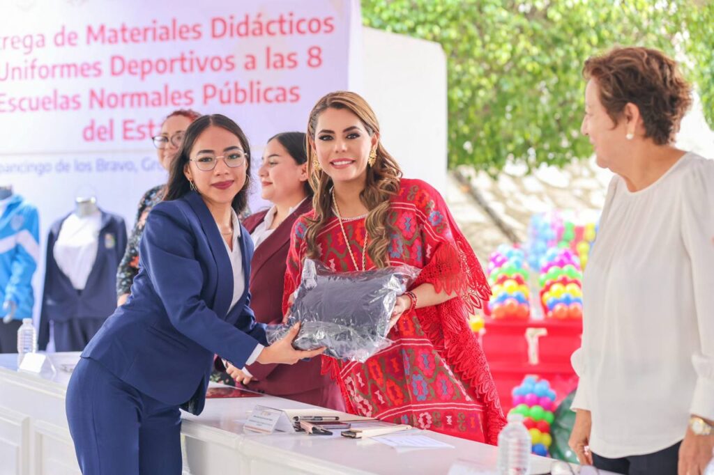 Destina Evelyn Salgado más de 45 MDP de inversión para fortalecer la educación normal en Guerrero