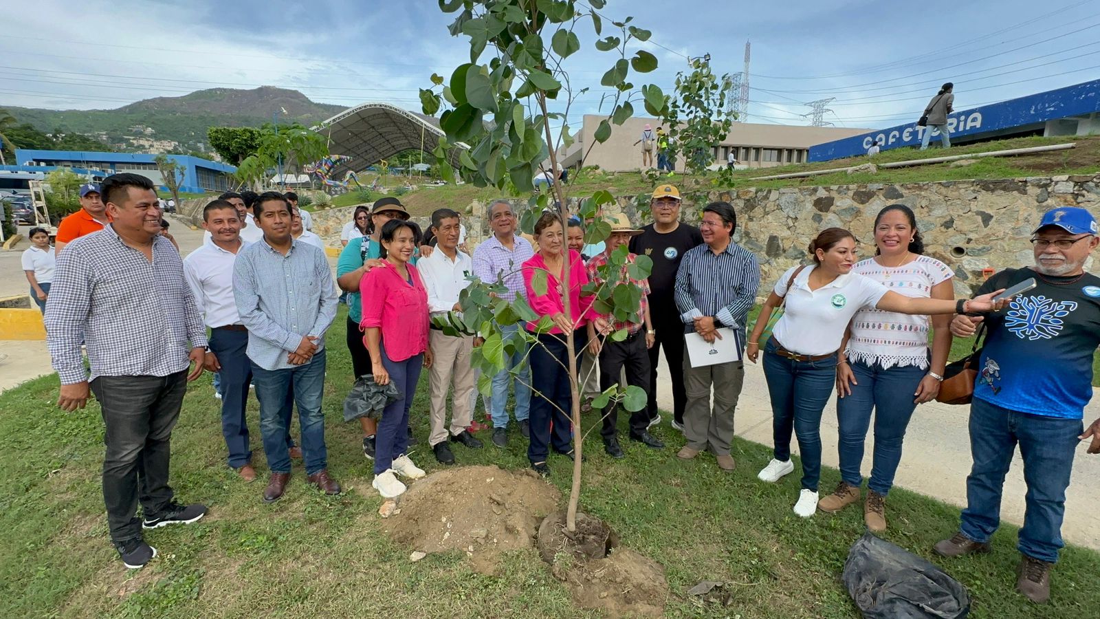 Evelyn Salgado impulsa acciones de atención al Medio Ambiente, con la Campaña de Reforestación en Acapulco