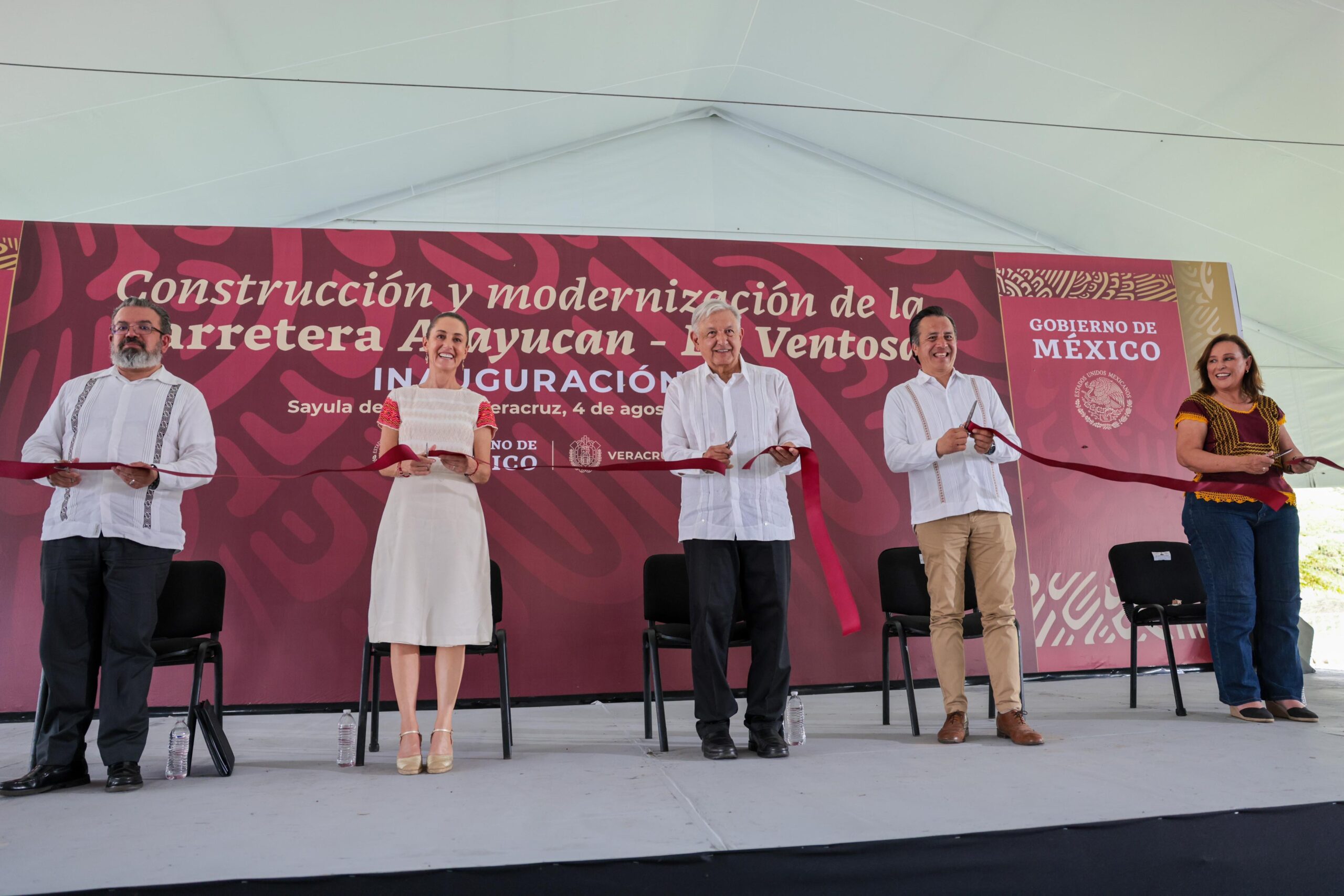 Inauguramos caminos de la transformación y obras con igualdad: Claudia Sheinbaum