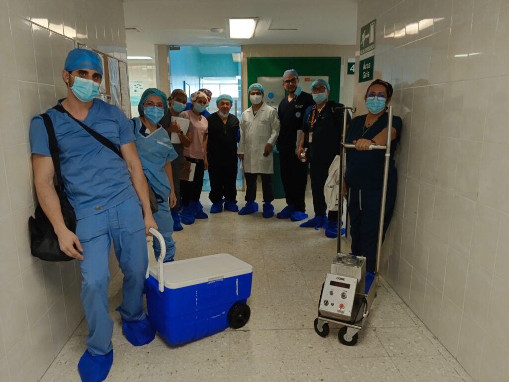 Con aplausos, rinden personal de salud del IMSS Guerrero y familiares homenaje a donadora de órganos