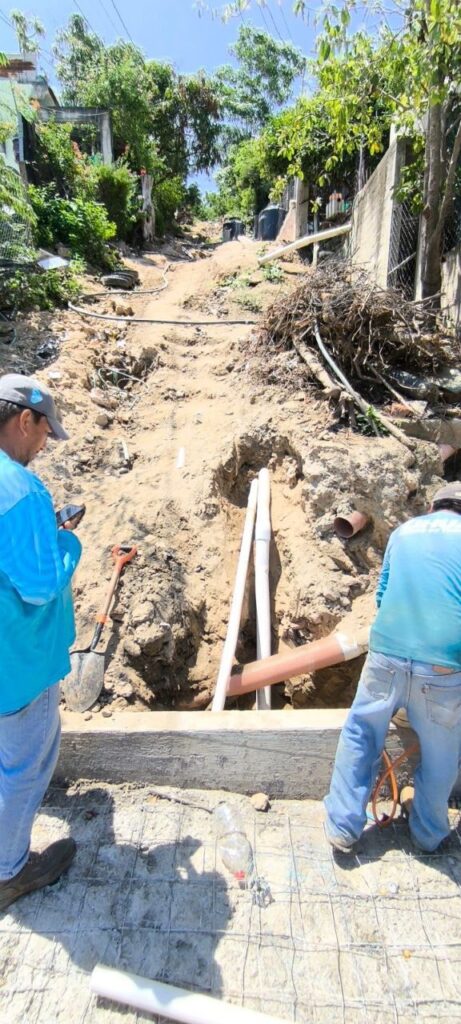 CAPAZ incorpora a dos nuevas colonias al suministro de agua potable por la red