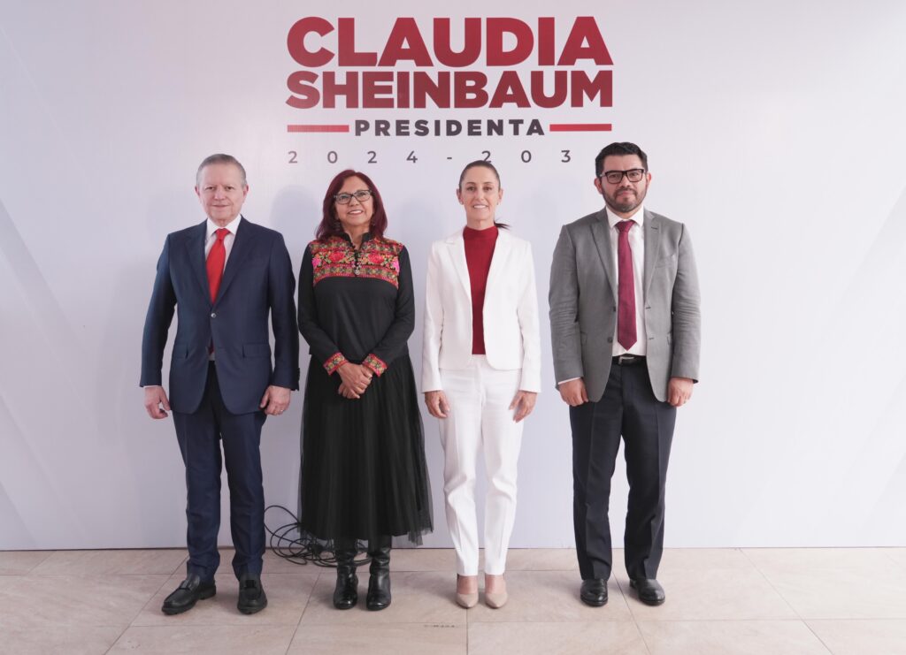 Claudia Sheinbaum presenta a Arturo Zaldívar, Carlos Torres y Leticia Ramírez como integrantes de su gabinete