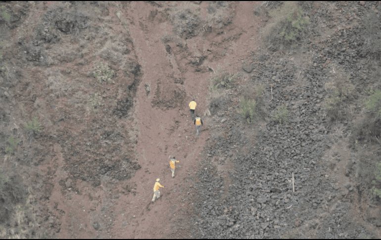 Hombre es rescatado tras caer en el cráter del volcán inactivo Xitle en CDMX