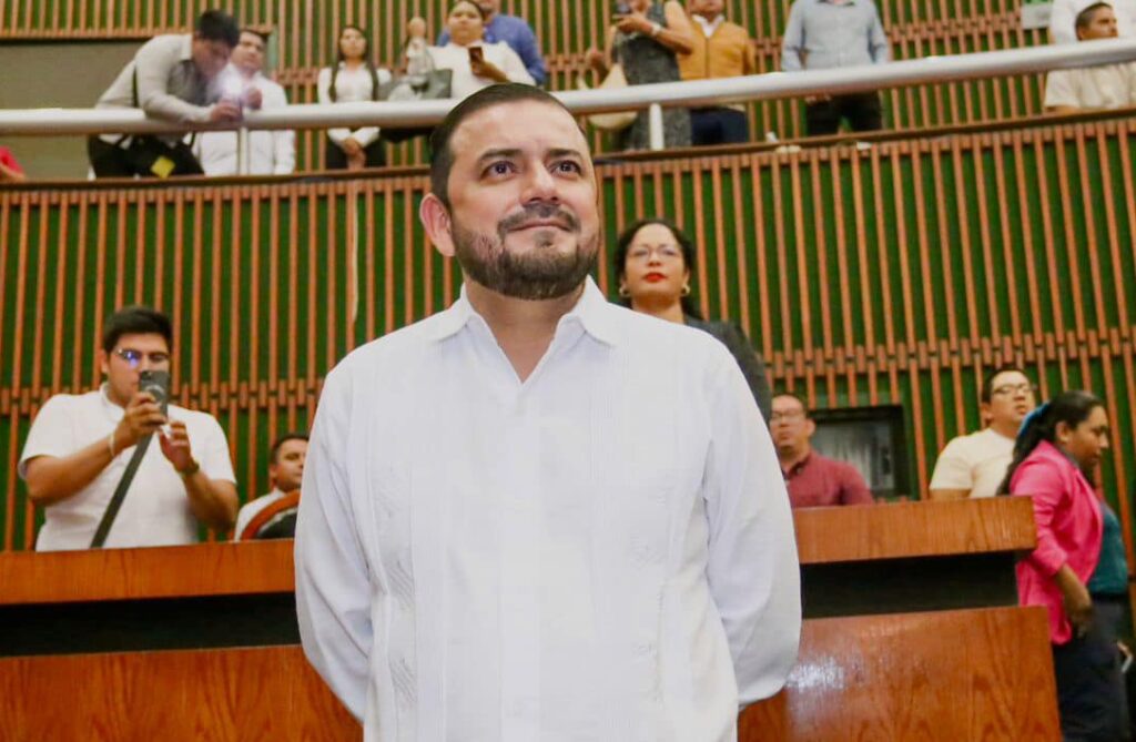 Jesús Urióstegui asumió la presidencia de la Jucopo en el Congreso de Guerrero