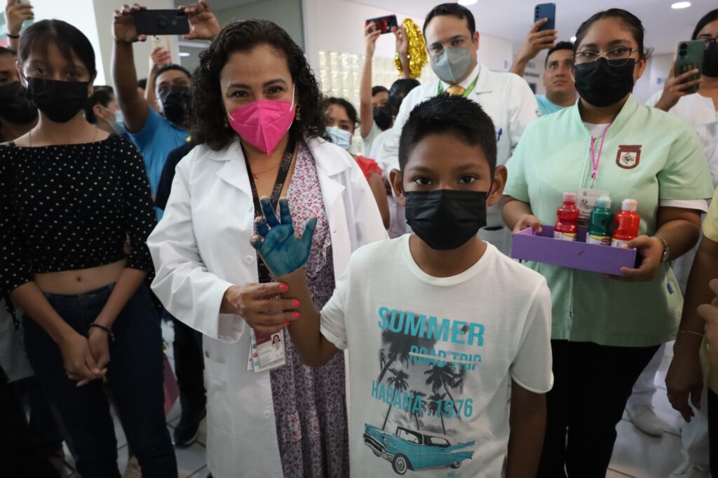 Brinda IMSS-Bienestar tratamiento gratuito a seis menores que vencieron el cáncer en Chiapas