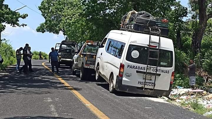 Disparan contra Urvan en Atoyac