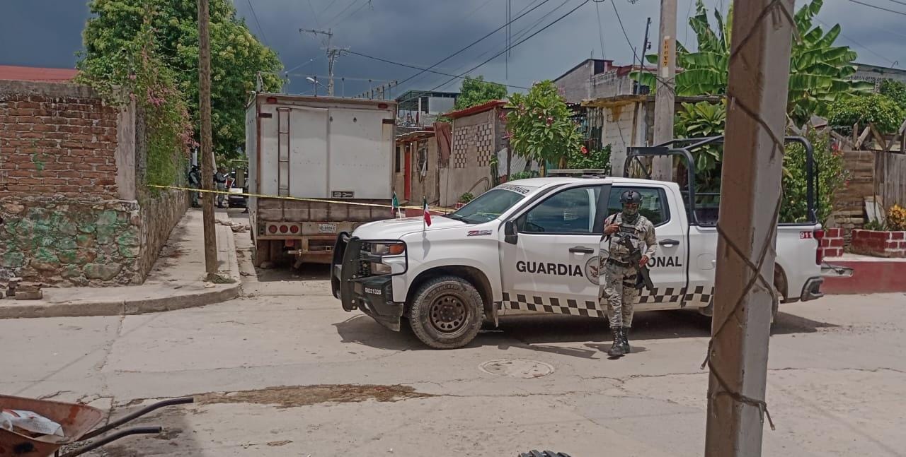 Arrojan un cadáver embolsado en Acapulco