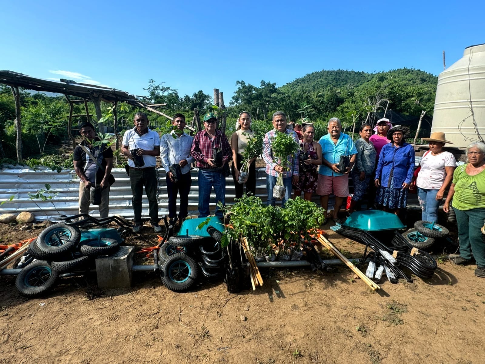 Contribuye la gobernadora Evelyn Salgado a la restauración ambiental en el municipio de Coyuca de Benítez