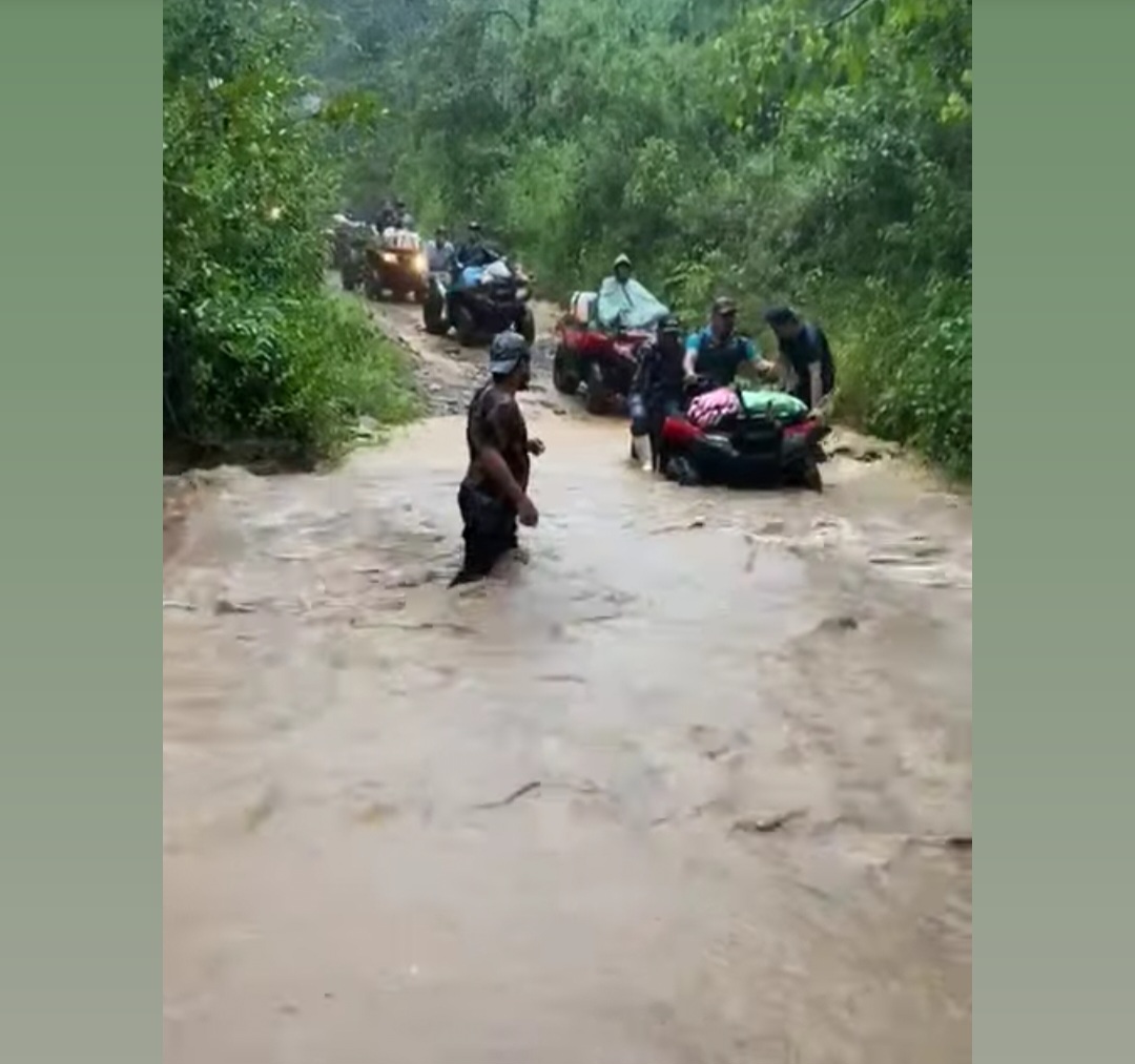 Pueblos de la sierra de tres municipio se encuentran incomunicados