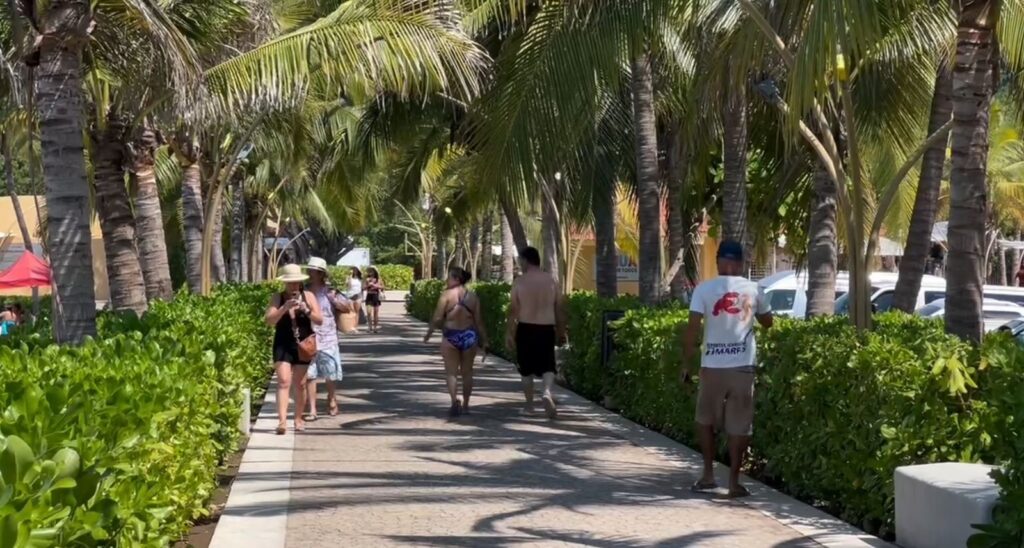 Restauranteros de La Isla de Ixtapa y Playa Linda lamentan baja actividad turística debido a pronósticos de mal clima