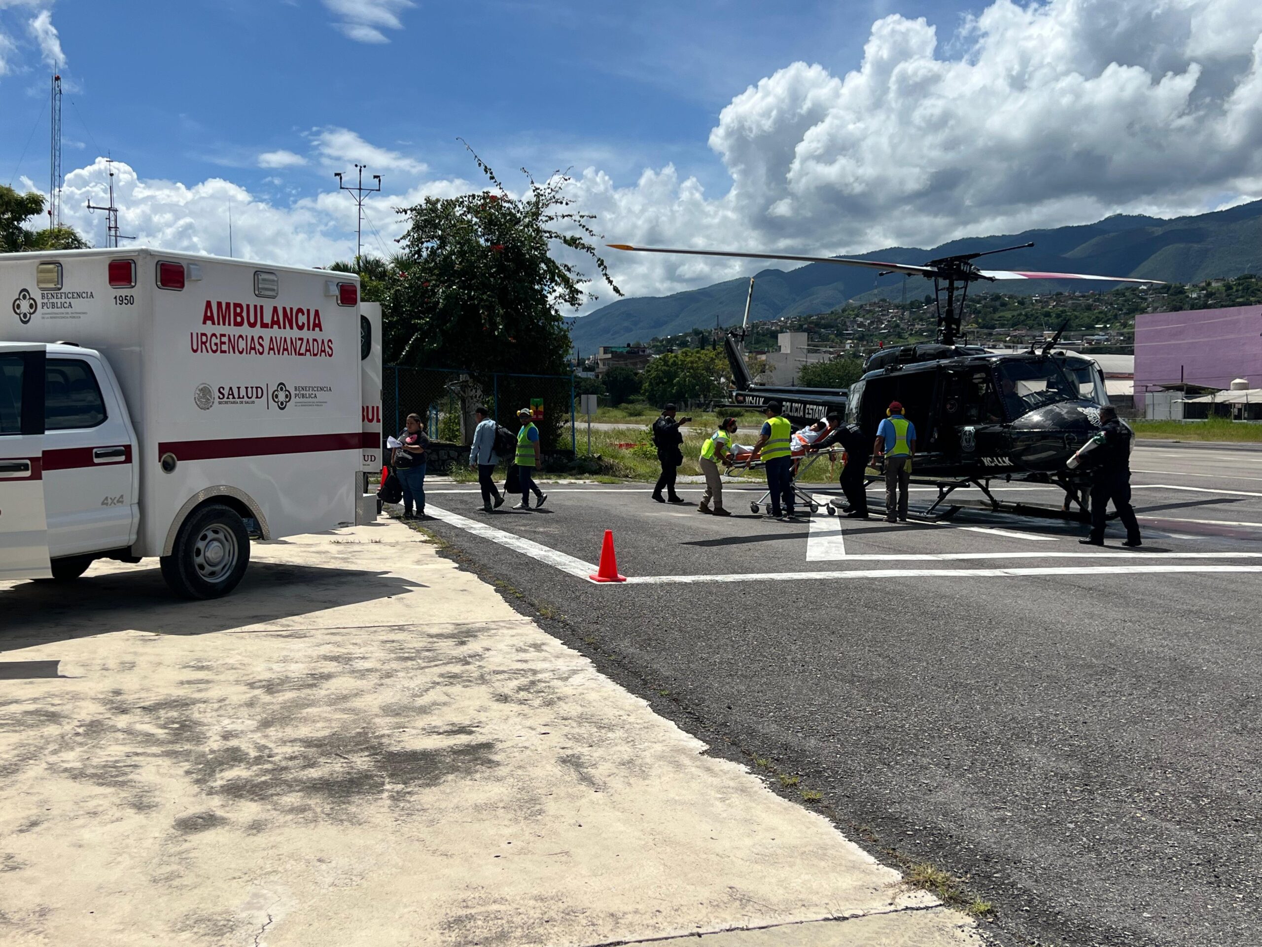 Realiza unidad aeromóvil de la SSP Guerrero rescate y traslado urgente de un menor en Yextla