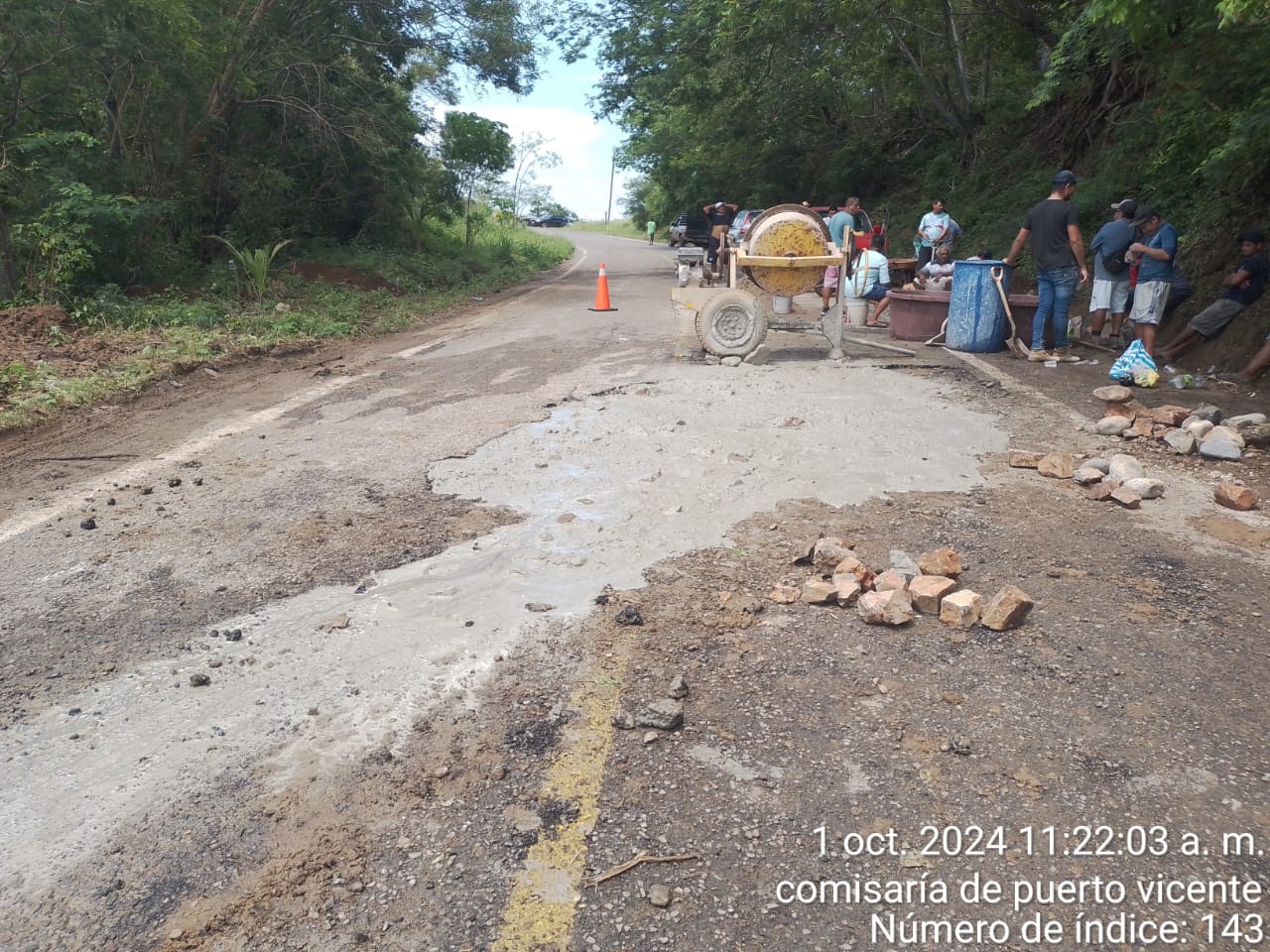 Reparan el acceso a la playa Vicente Guerrero 