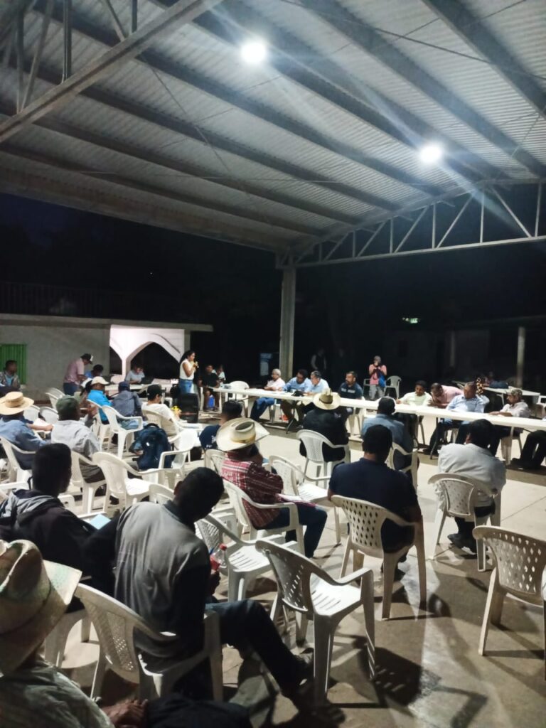 Gobierno del Estado y Tlachinollan evalúan acciones por afectaciones en la región de la Montaña