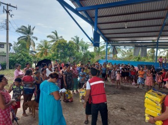 Mantiene Evelyn Salgado la atención a familias afectadas en Guerrero