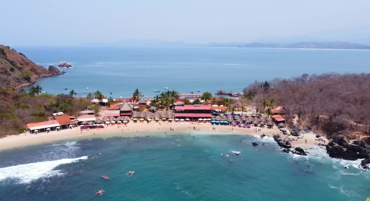 Restaurantes de Zihuatanejo esperan aumento de afluencia turística a partir de noviembre