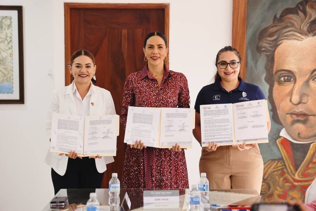 Liz Tapia firma convenio con instituciones de nivel superior, ofrece una política de puertas abiertas y respaldo