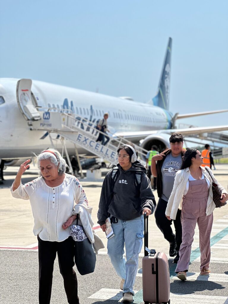 Incrementa conectividad aérea en Ixtapa Zihuatanejo, resultado de la gestión y trabajo coordinado de Evelyn Salgado