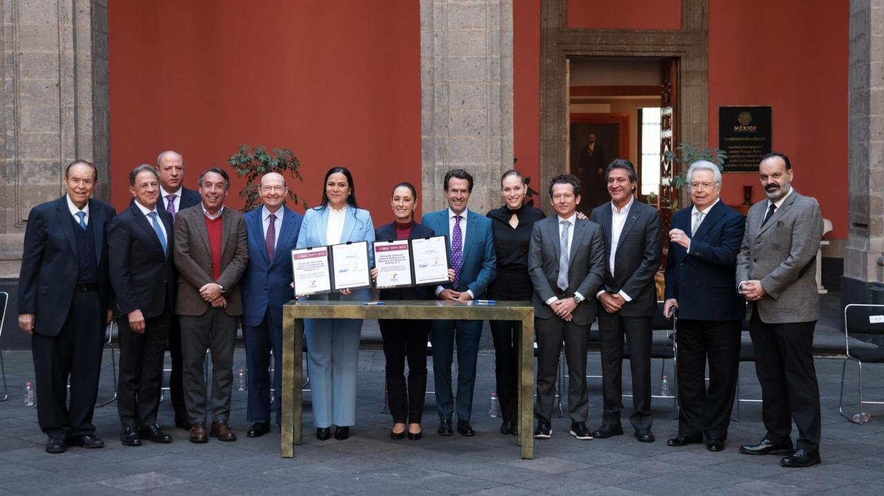 Destina presidenta Claudia Sheinbaum 900 mdp en 2025 para otorgar el derecho a la rehabilitación a personas menores de 18 años con discapacidad