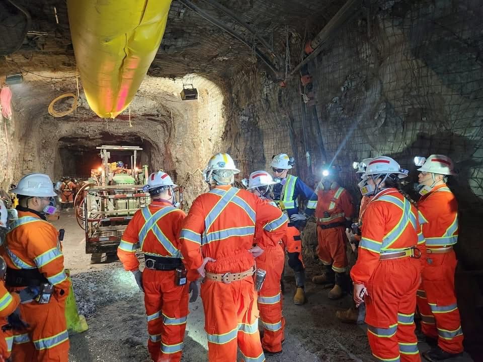 Titular de la SGIRPCGRO junto con autoridades federales, realizan recorrido por empresa minera ubicada en Cocula