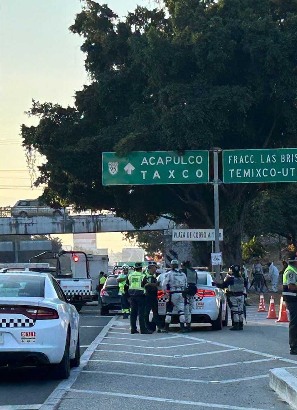 Localizan a presuntos responsables de la muerte de conductor de plataforma en la Cuernavaca-Acapulco