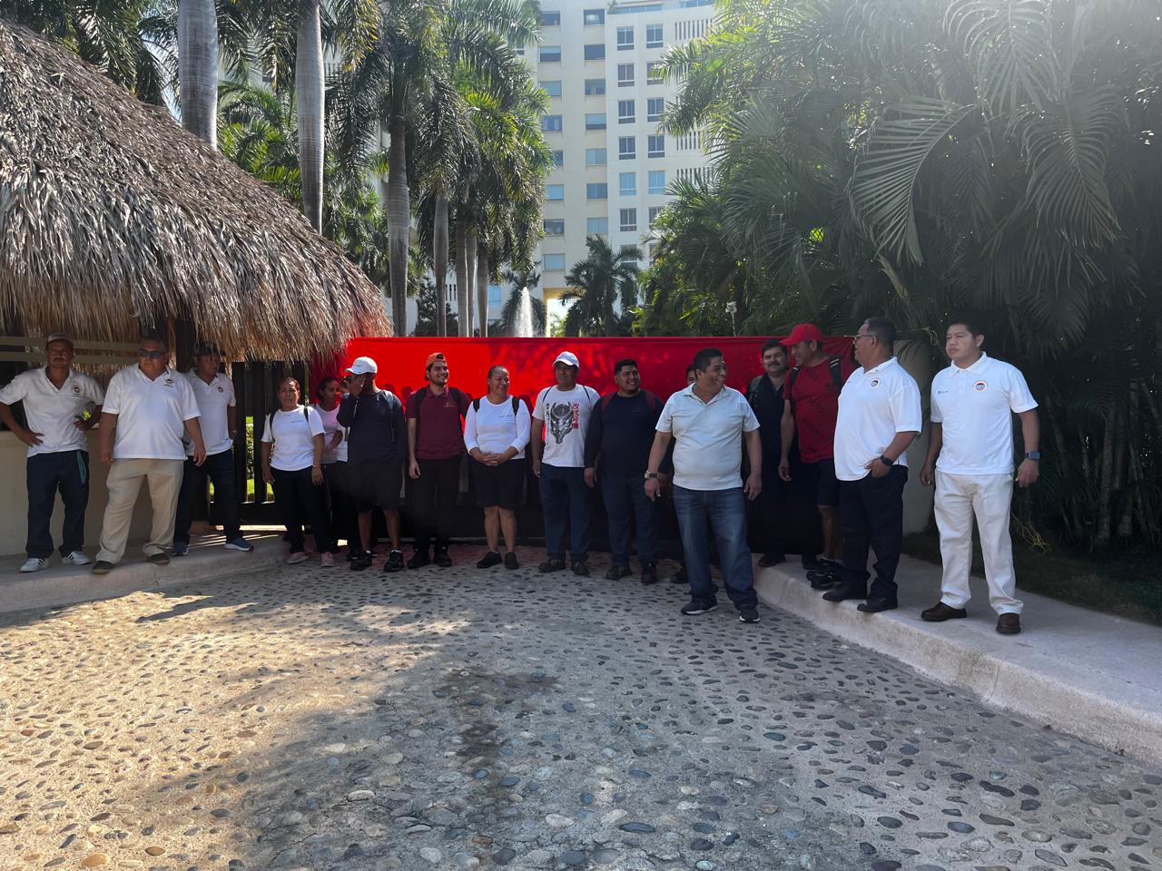 Tras horas de huelga, trabajadores de Condominios Playa Ixtapa logran acuerdos para el respeto de sus derechos laborales y sindicales