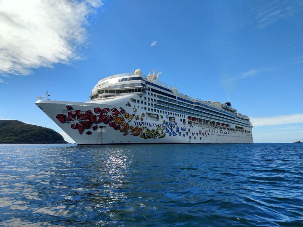 Ixtapa-Zihuatanejo recibirá dos cruceros en febrero; buscan atraer más arribos