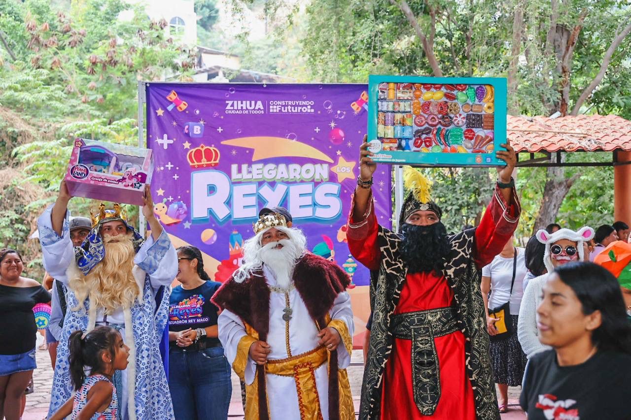 Cierra con broche de oro la caravana “Llegaron los Reyes” en Zihuatanejo y en la Sierra del municipio