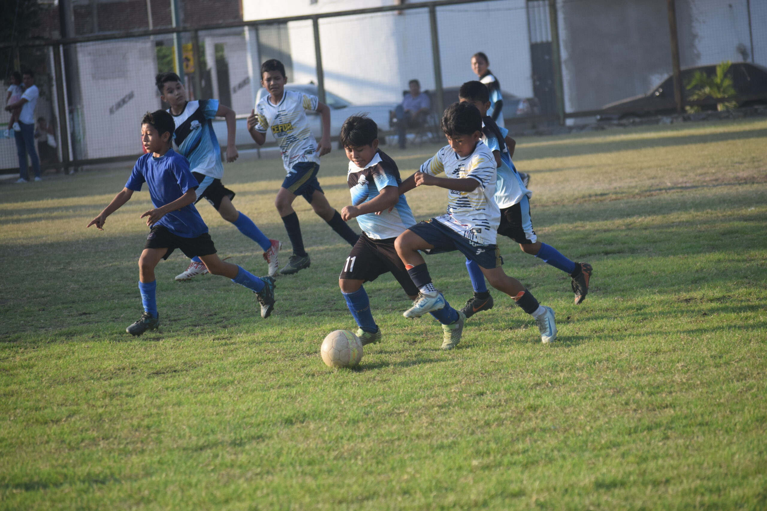 Empate a tres entre Deportivo Correa y CEFOR Ixtapa en la jornada 2 de la liga infantil