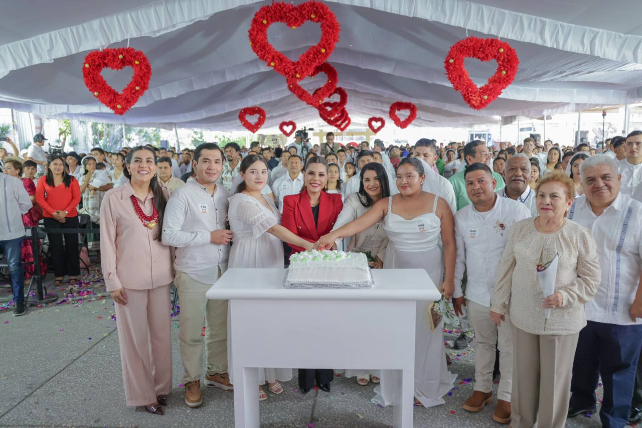 Preside Evelyn Salgado bodas colectivas 2025 “Nos Casamos”