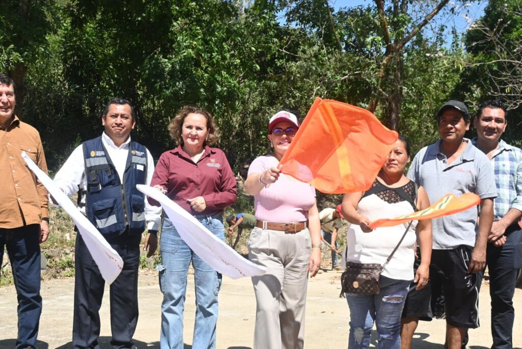 El gobierno de Guerrero trabaja de la mano con comunidades con población migrante a través del programa 2×1