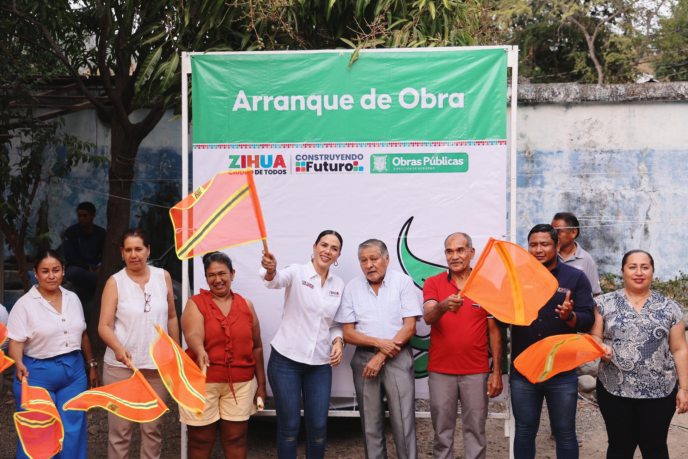 Arranca la construcción de dos andadores en colonia Perlas del Mar