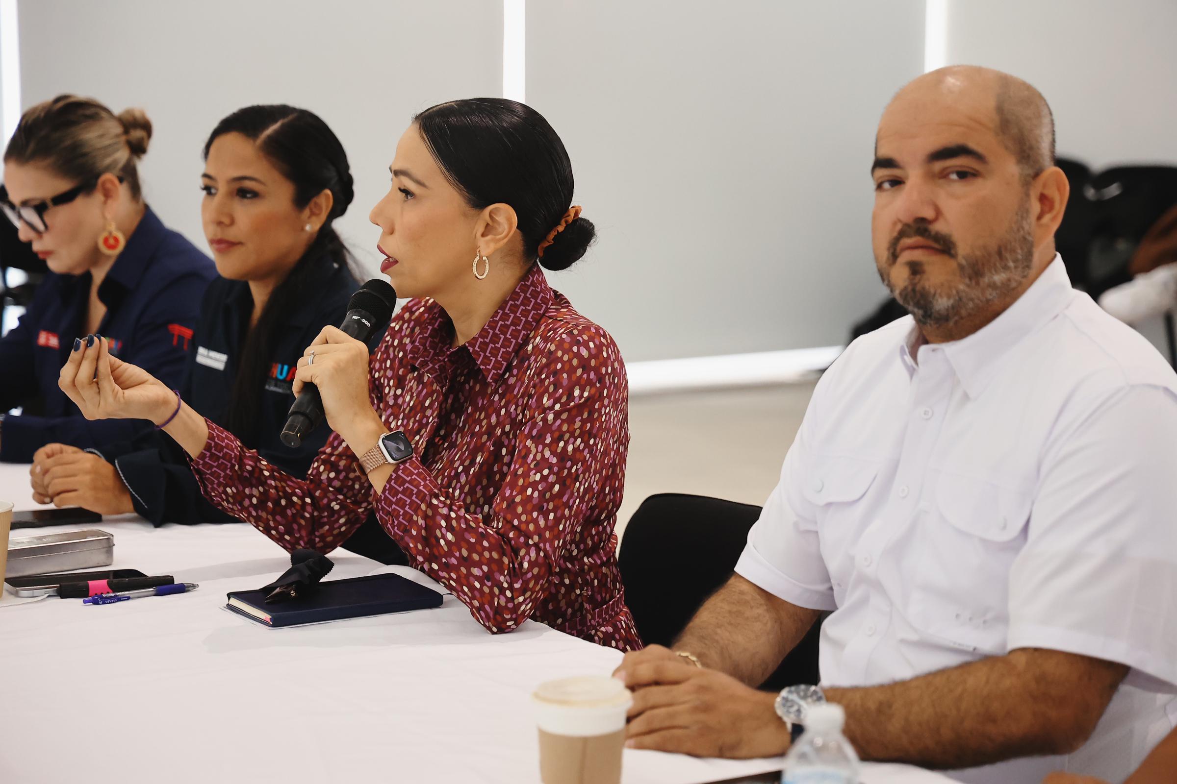 Presidenta Lizette Tapia Castro pide a colaboradores sumar esfuerzos en ejercicio de sus funciones