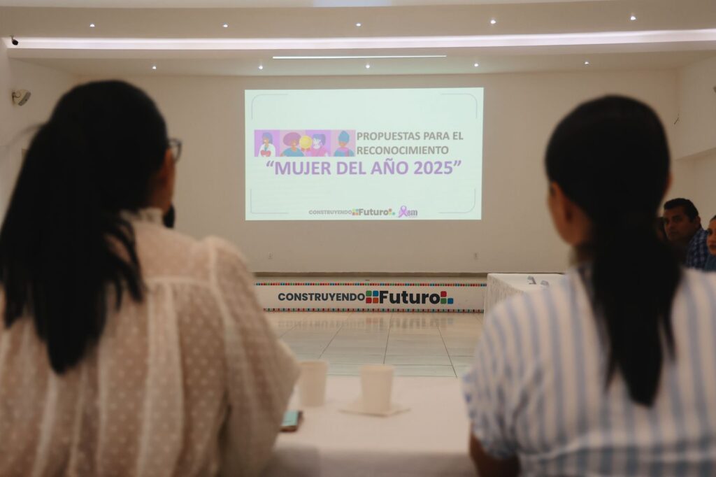 Gobierno de Lizette Tapia avanza en los preparativos del Premio “Mujer del Año 2025”