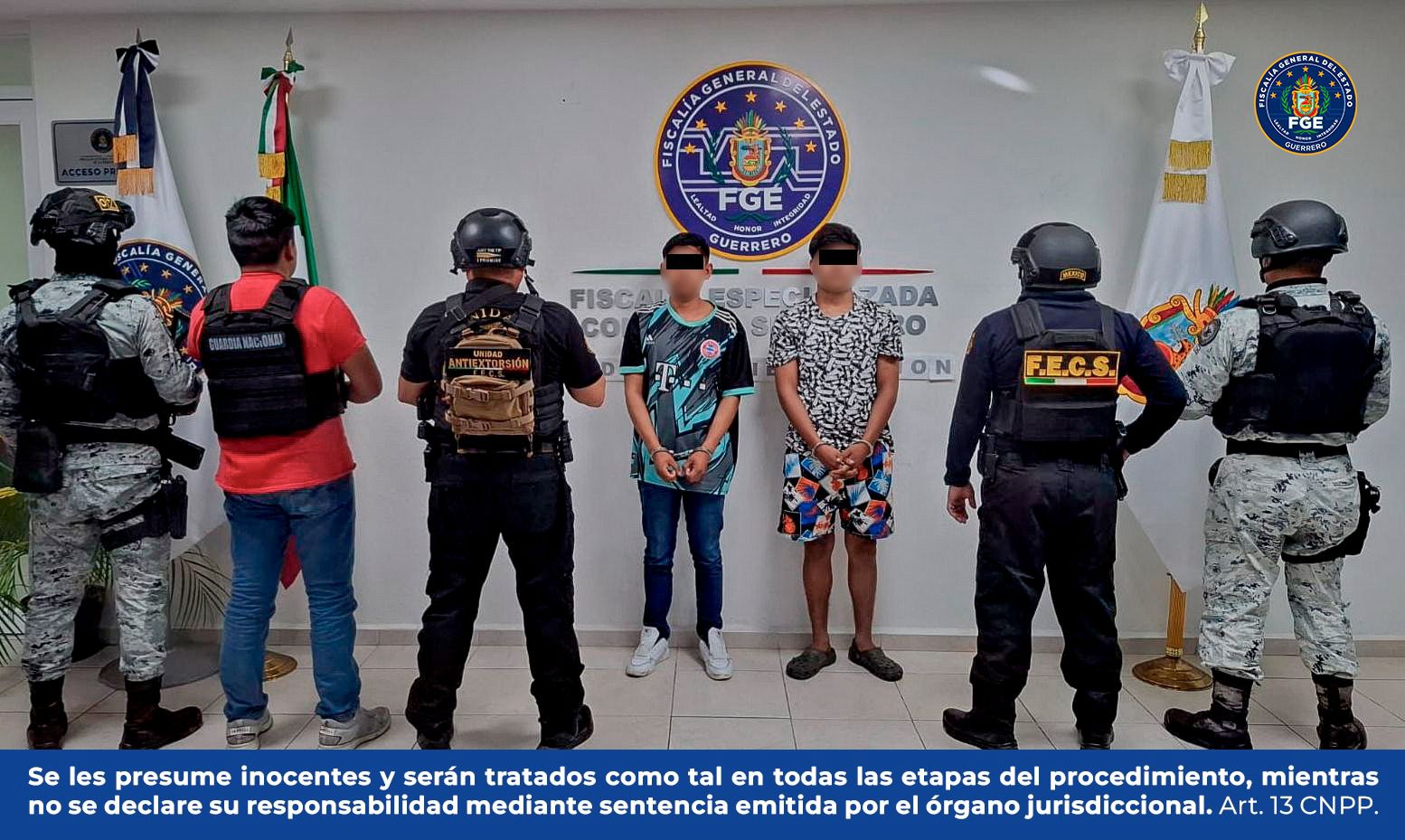 FGEGuerrero detiene en flagrancia a dos hombres por extorsión a comerciante en Acapulco