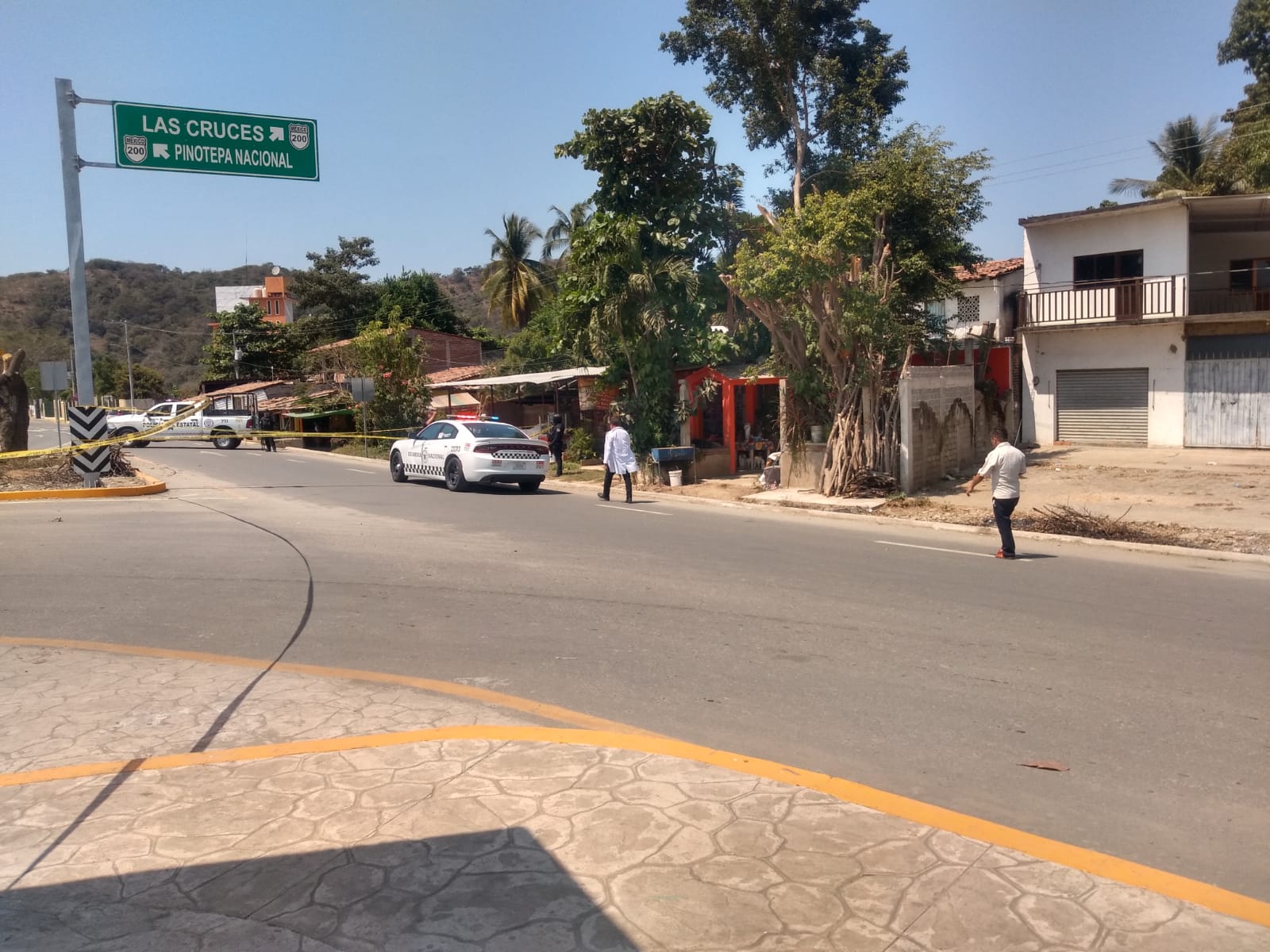 Asesinan a balazos a una mujer y dos hombres en Igualapa