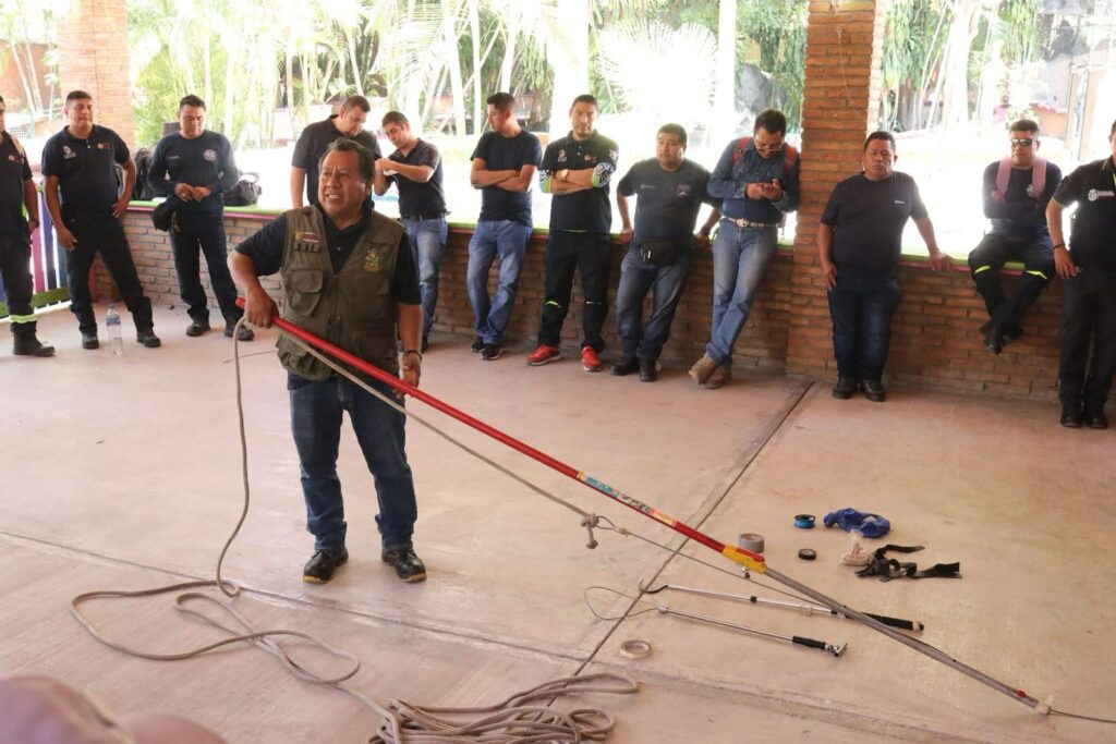 SGIRPCGRO capacita a personal operativo sobre manejo y cuidado de fauna silvestre