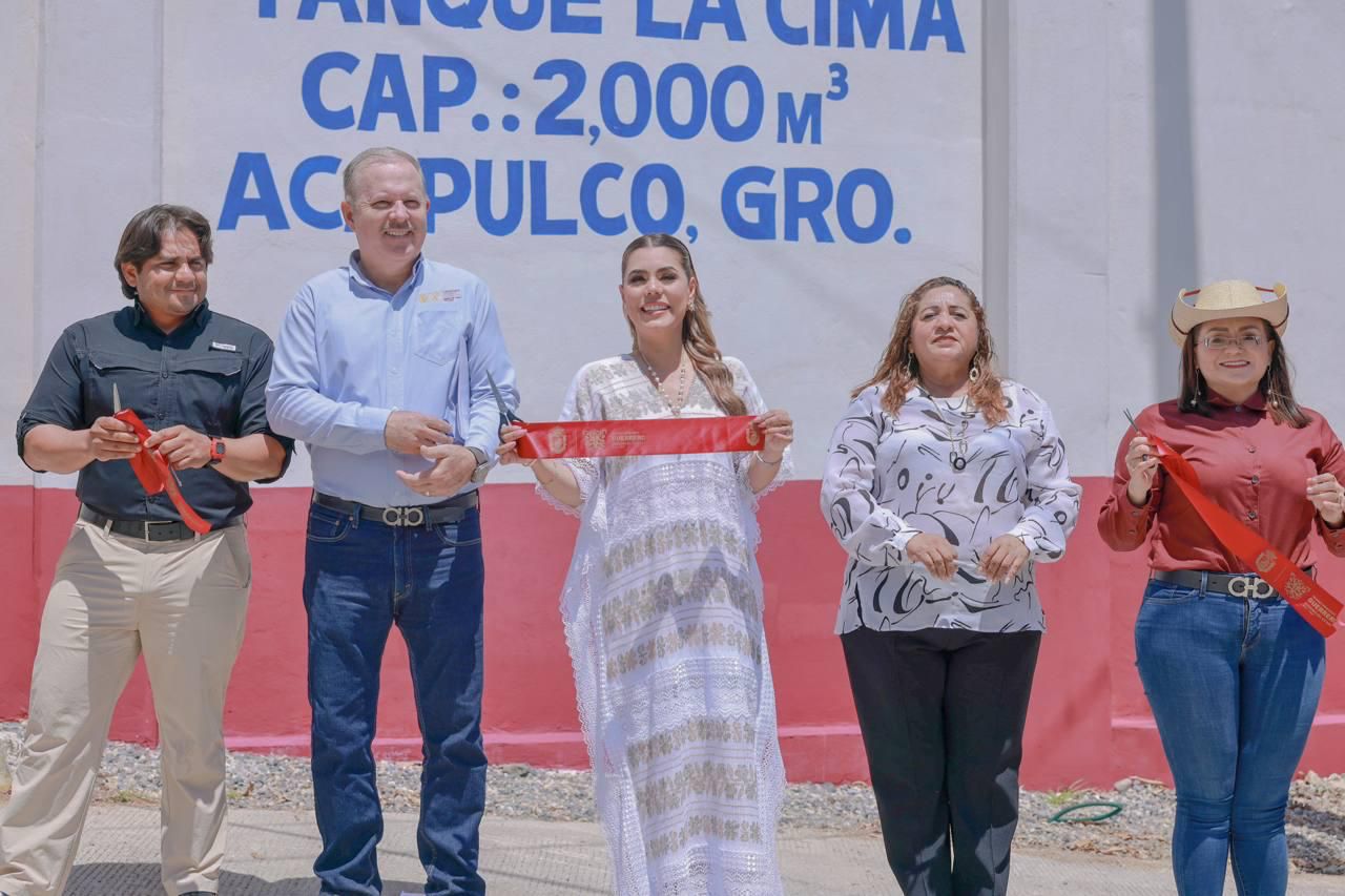 Reafirma Evelyn Salgado su compromiso con Acapulco al entregar obras de agua potable y saneamiento