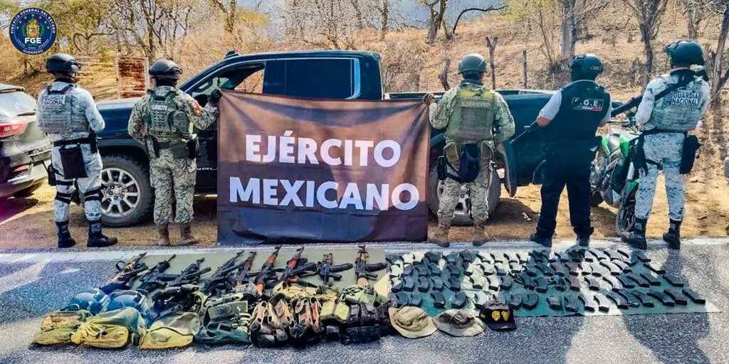 Ejército Mexicano repele agresión armada en Teloloapan; se asegura armamento y vehículos con reporte de robo 