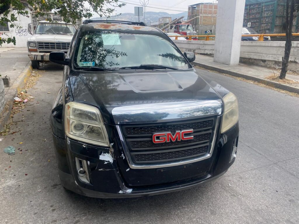 En Chilpancingo… Anciano es arrollado por una camioneta GMC Terrain conducida por una joven